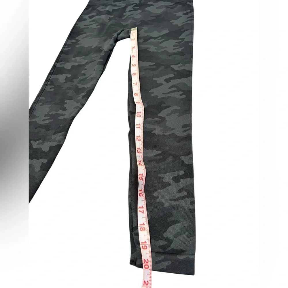 SPANX women’s Look At Me Now heather camo grey leggings size SMALL pull-on - Picture 5 of 8